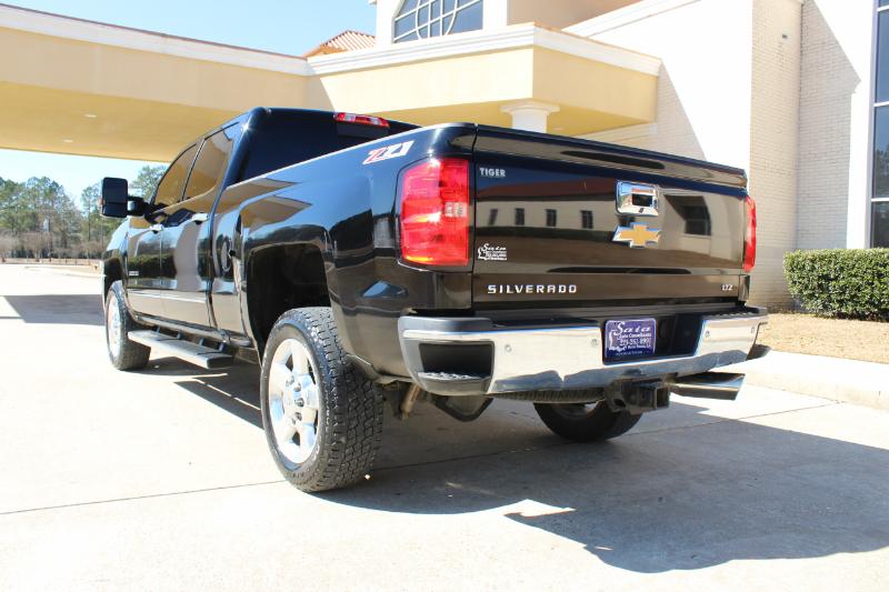 Chevrolet Silverado 2500HD LTZ Crew Cab 4WD 2017