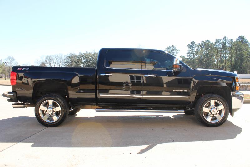 Chevrolet Silverado 2500HD LTZ Crew Cab 4WD 2017