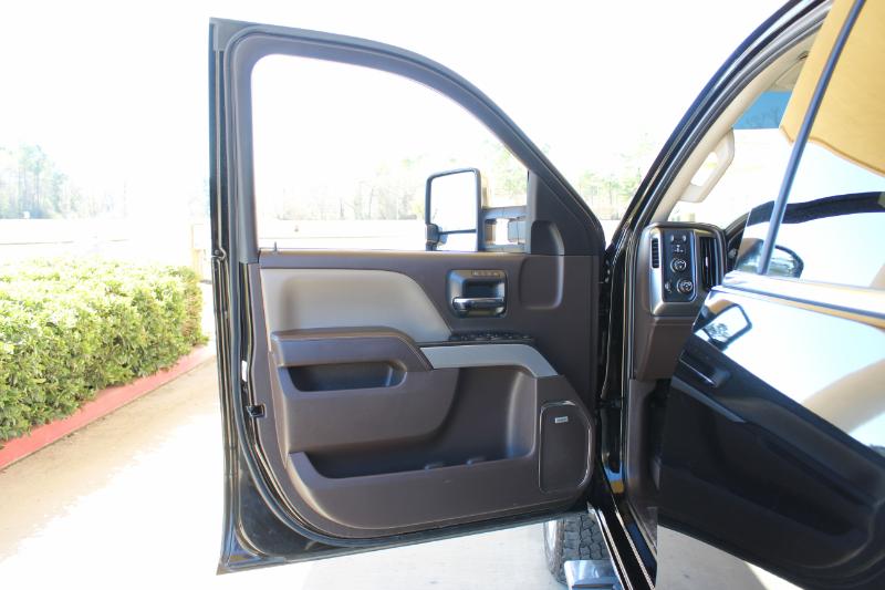 Chevrolet Silverado 2500HD LTZ Crew Cab 4WD 2017