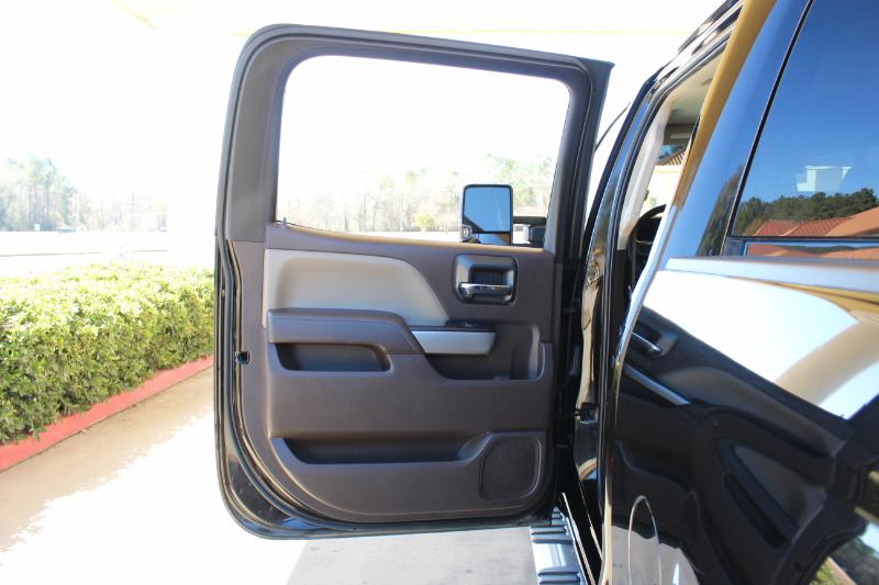 Chevrolet Silverado 2500HD LTZ Crew Cab 4WD 2017