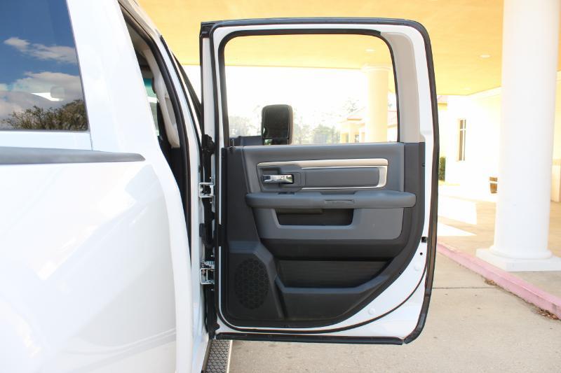 RAM 2500 SLT Crew Cab SWB 4WD 2016