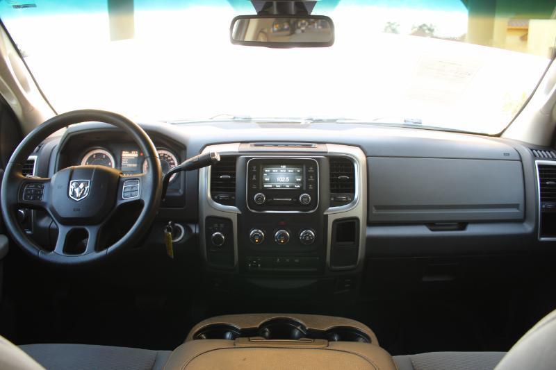 RAM 2500 SLT Crew Cab SWB 4WD 2016