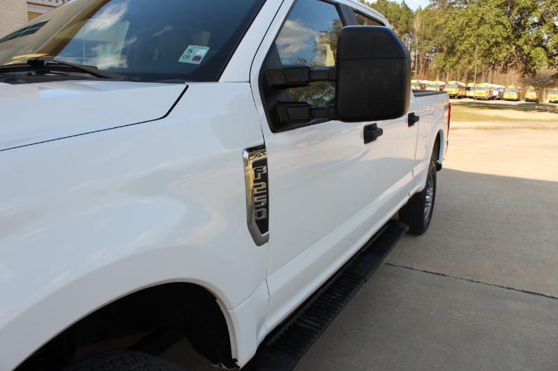 Ford F-250 SD XL Crew Cab 4WD 2021