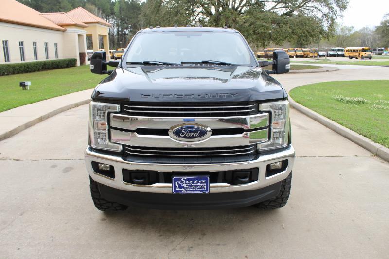Ford F-250 SD Lariat Crew Cab 4WD 2017
