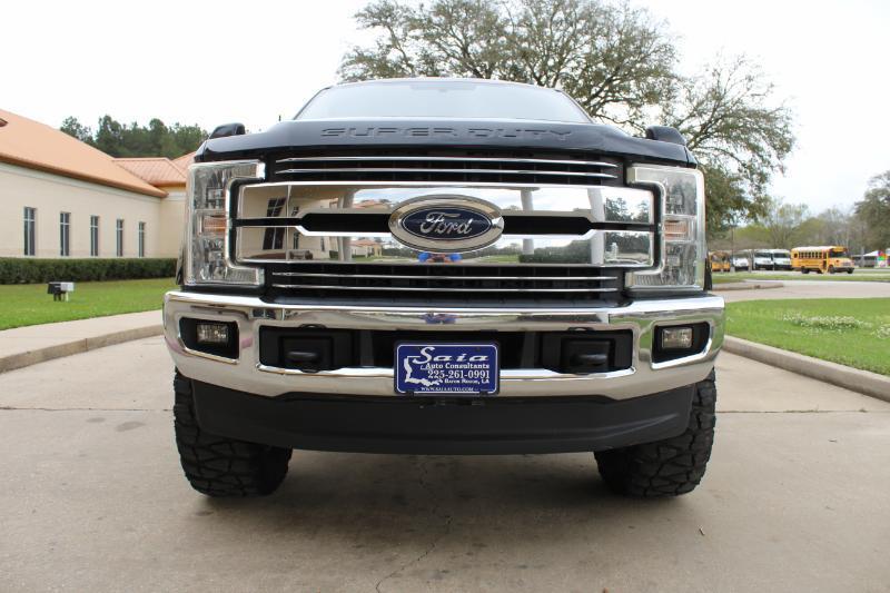 Ford F-250 SD Lariat Crew Cab 4WD 2017