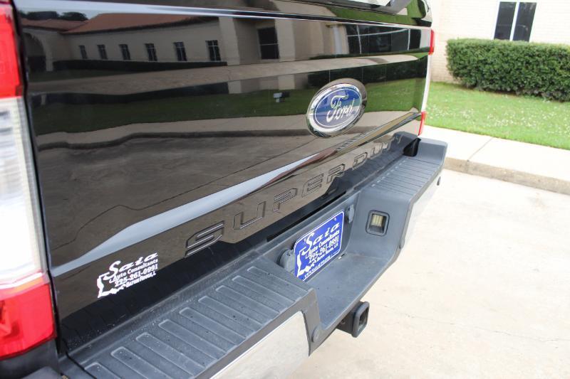 Ford F-250 SD Lariat Crew Cab 4WD 2017