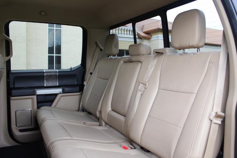 Ford F-250 SD Lariat Crew Cab 4WD 2017