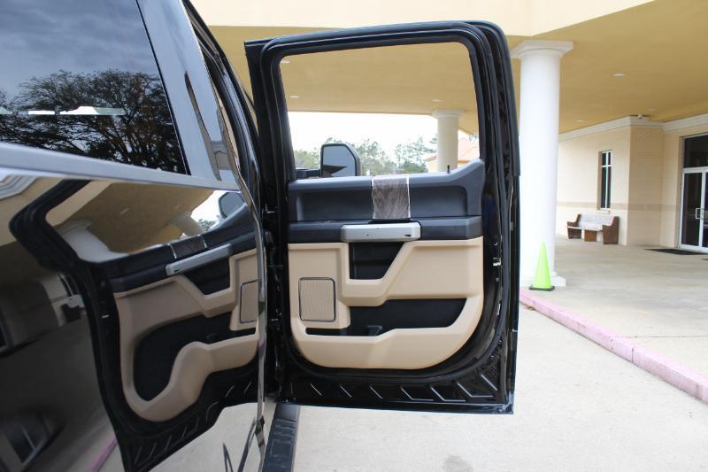 Ford F-250 SD Lariat Crew Cab 4WD 2017