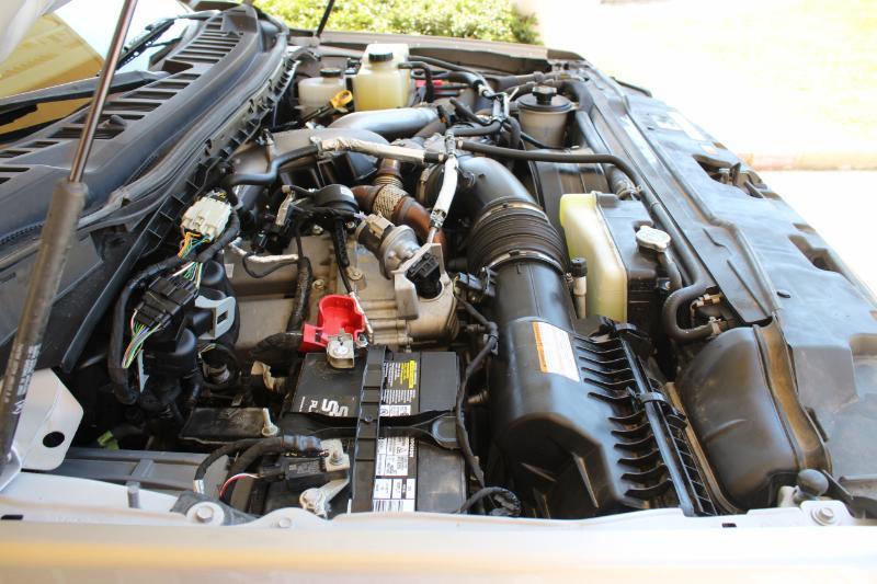 Ford F-250 SD Lariat Crew Cab Long Bed 4WD 2023