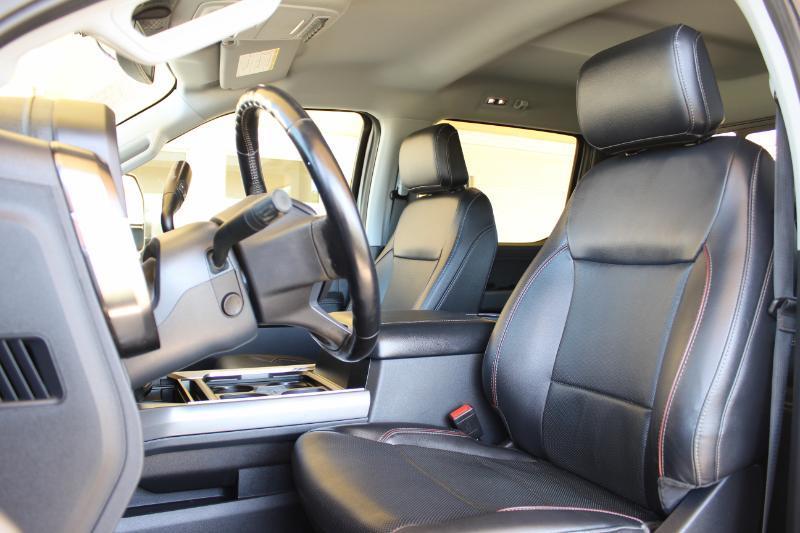 Ford F-250 SD Lariat Crew Cab Long Bed 4WD 2023