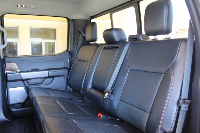 Ford F-250 SD Lariat Crew Cab Long Bed 4WD 2023