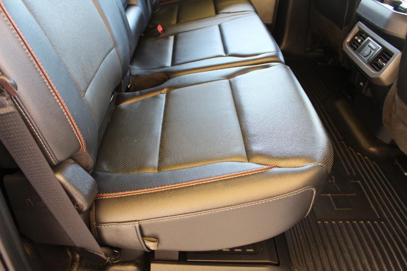 Ford F-250 SD Lariat Crew Cab Long Bed 4WD 2023