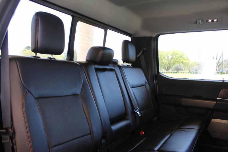 Ford F-250 SD Lariat Crew Cab Long Bed 4WD 2023