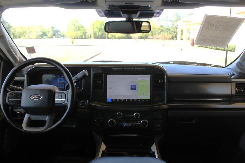 Ford F-250 SD Lariat Crew Cab Long Bed 4WD 2023