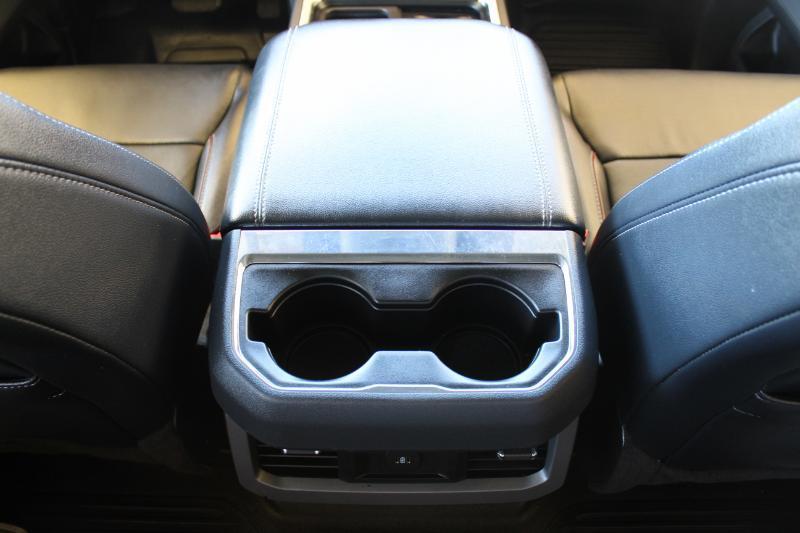 Ford F-250 SD Lariat Crew Cab Long Bed 4WD 2023