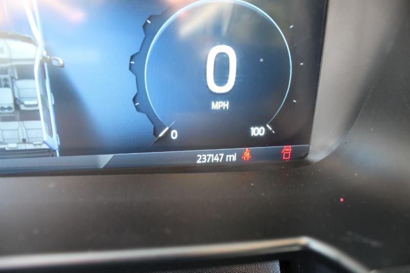 Ford F-250 SD Lariat Crew Cab Long Bed 4WD 2023