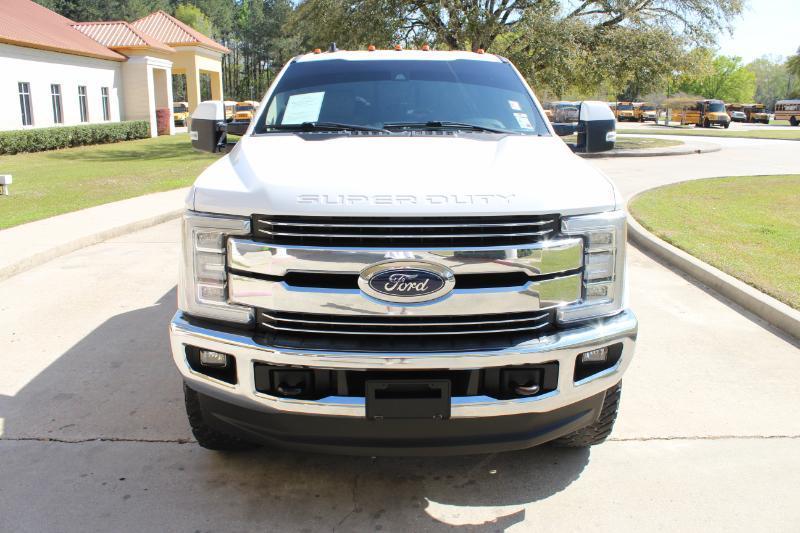Ford F-250 SD Lariat Crew Cab 4WD 2019