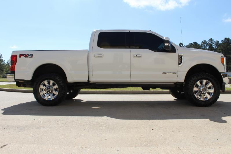 Ford F-250 SD Lariat Crew Cab 4WD 2019