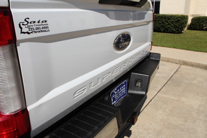 Ford F-250 SD Lariat Crew Cab 4WD 2019