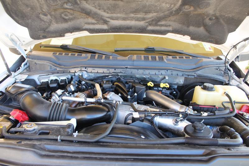 Ford F-250 SD Lariat Crew Cab 4WD 2019