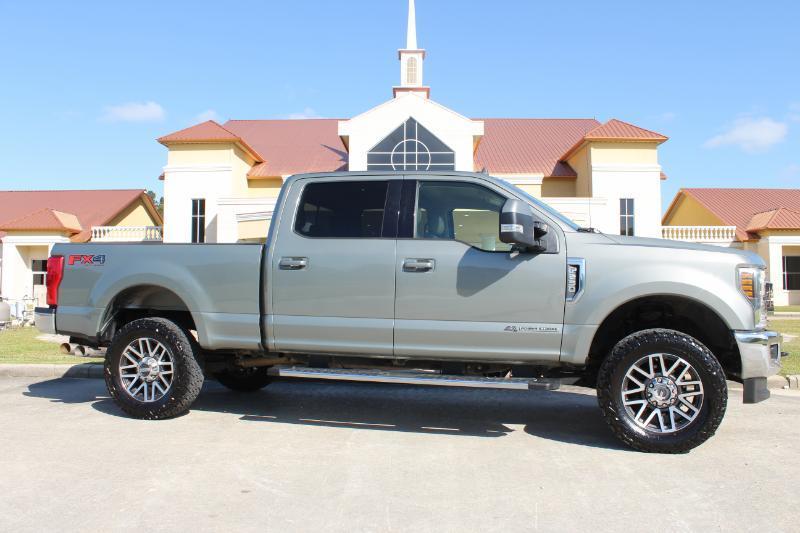 Ford F-250 SD Lariat Crew Cab 4WD 2019