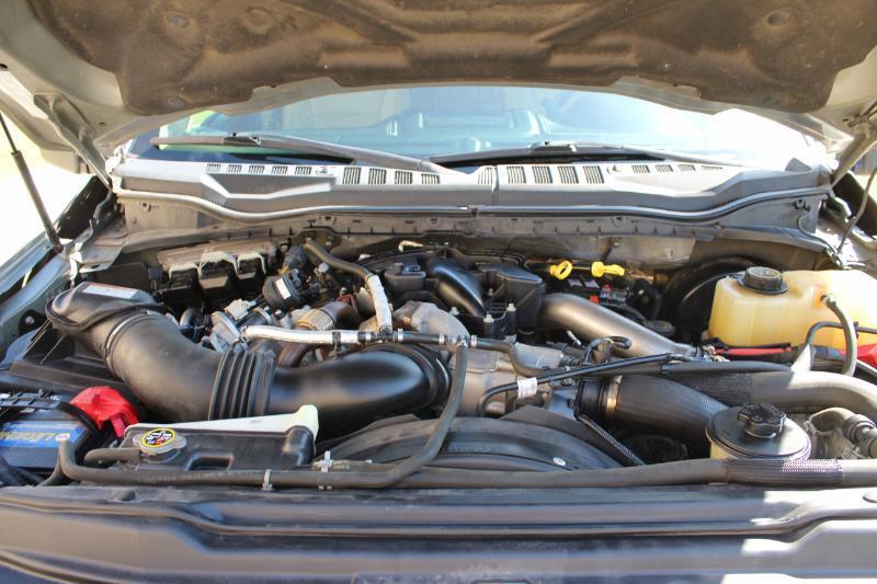 Ford F-250 SD Lariat Crew Cab 4WD 2019