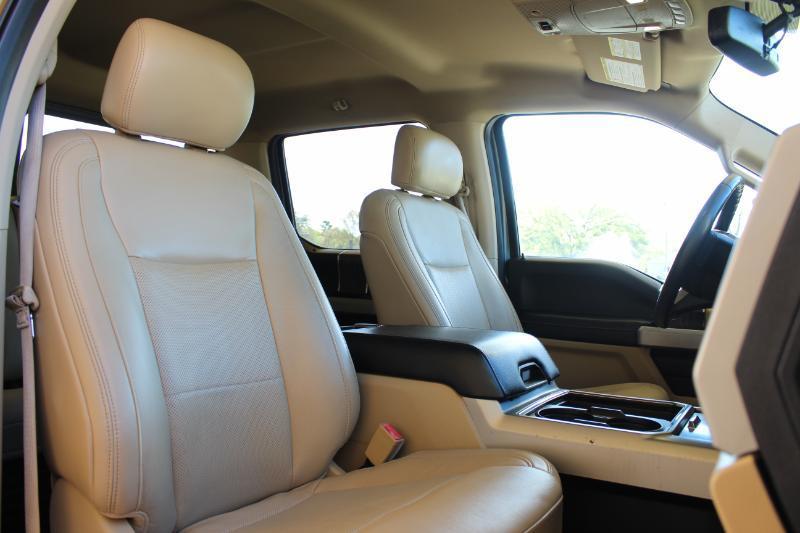 Ford F-250 SD Lariat Crew Cab 4WD 2019