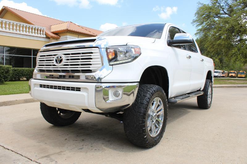 Toyota Tundra Limited 5.7L FFV CrewMax 4WD 2014
