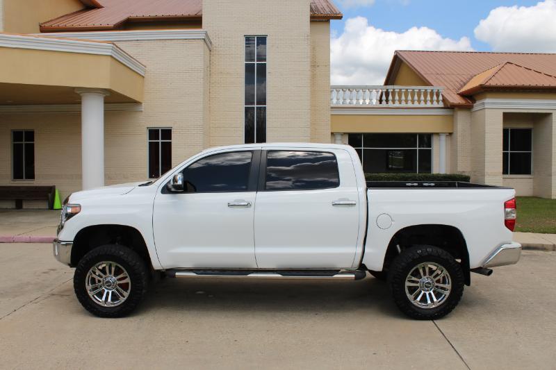 Toyota Tundra Limited 5.7L FFV CrewMax 4WD 2014