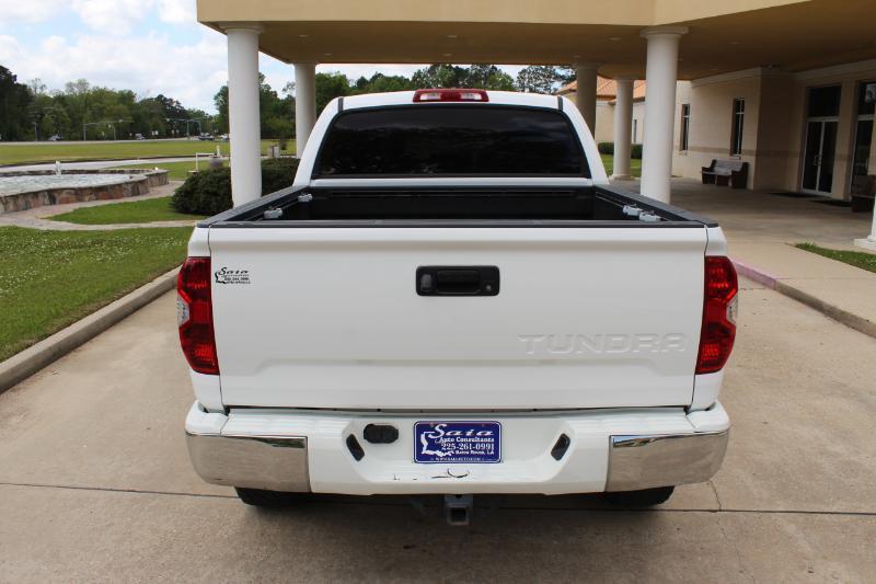 Toyota Tundra Limited 5.7L FFV CrewMax 4WD 2014