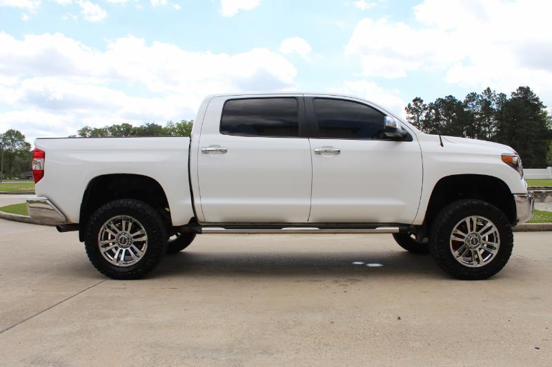 Toyota Tundra Limited 5.7L FFV CrewMax 4WD 2014
