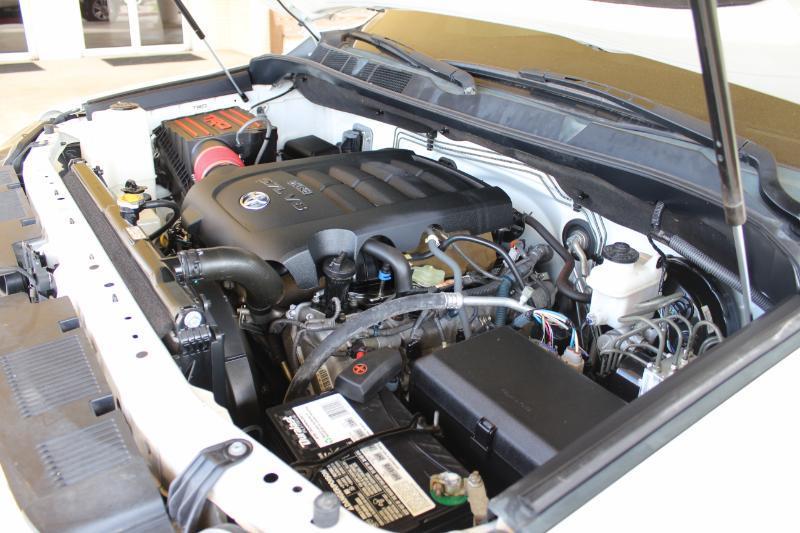 Toyota Tundra Limited 5.7L FFV CrewMax 4WD 2014