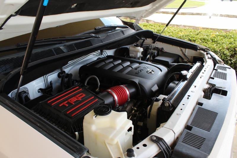 Toyota Tundra Limited 5.7L FFV CrewMax 4WD 2014