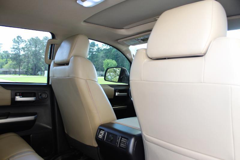 Toyota Tundra Limited 5.7L FFV CrewMax 4WD 2014