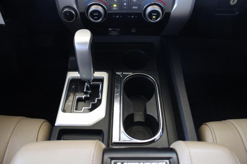 Toyota Tundra Limited 5.7L FFV CrewMax 4WD 2014