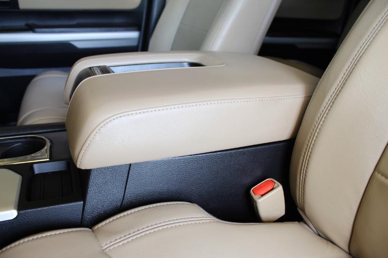 Toyota Tundra Limited 5.7L FFV CrewMax 4WD 2014