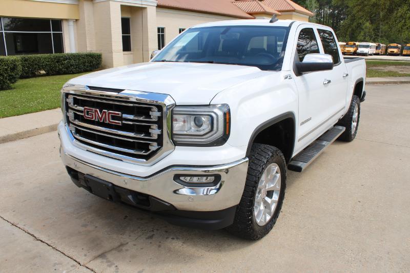 GMC Sierra 1500 SLT Crew Cab Short Box 4WD 2018