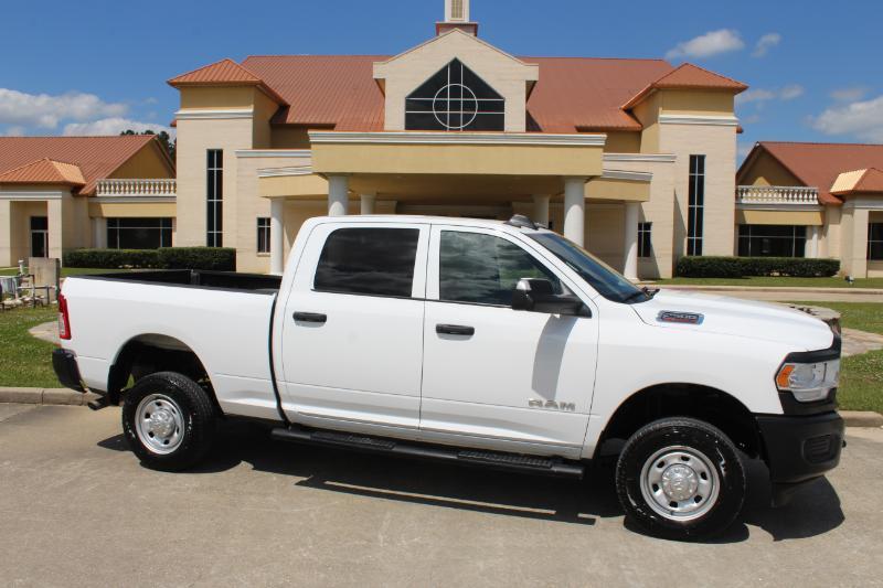 RAM 2500 Tradesman Crew Cab SWB 4WD 2022