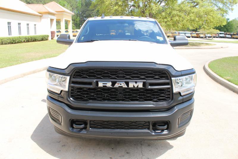 RAM 2500 Tradesman Crew Cab SWB 4WD 2022