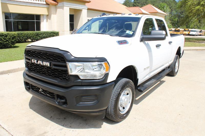 RAM 2500 Tradesman Crew Cab SWB 4WD 2022