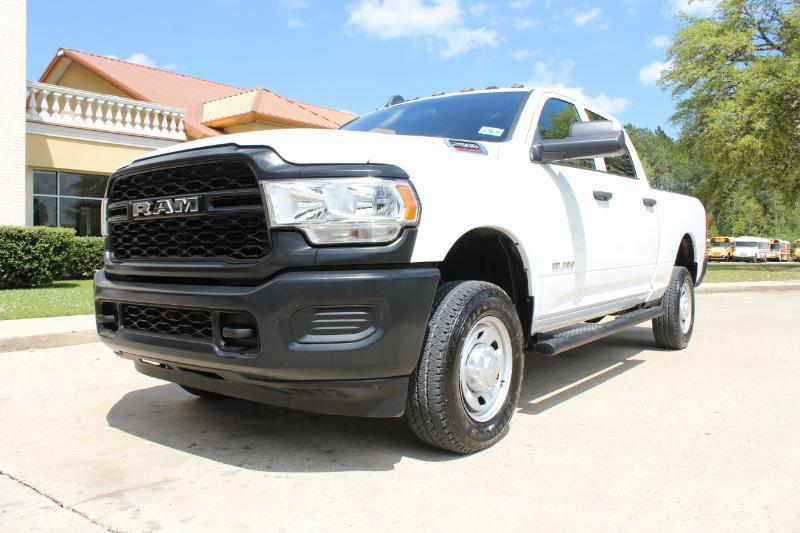 RAM 2500 Tradesman Crew Cab SWB 4WD 2022