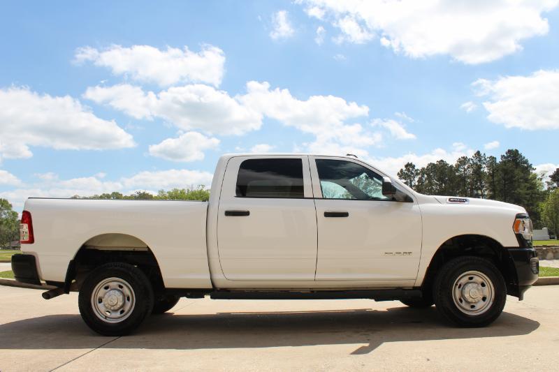 RAM 2500 Tradesman Crew Cab SWB 4WD 2022