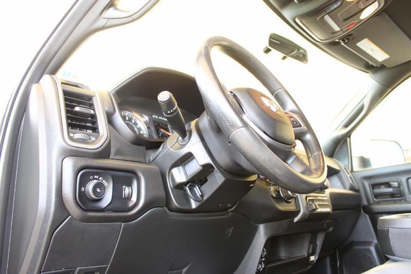 RAM 2500 Tradesman Crew Cab SWB 4WD 2022