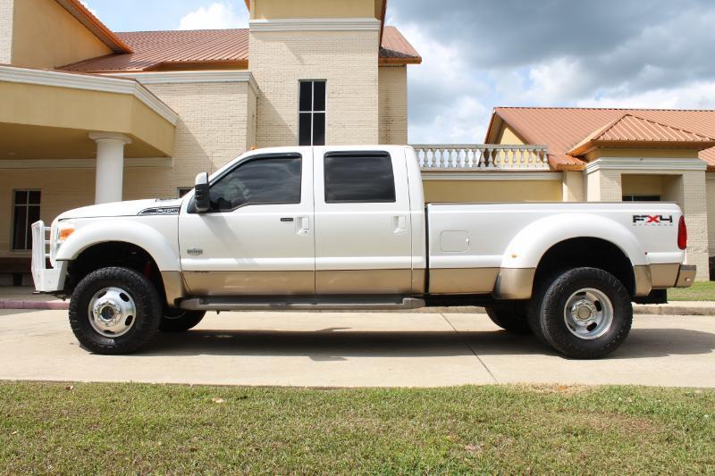 Ford F-450 SD King Ranch Crew Cab DRW 4WD 2011