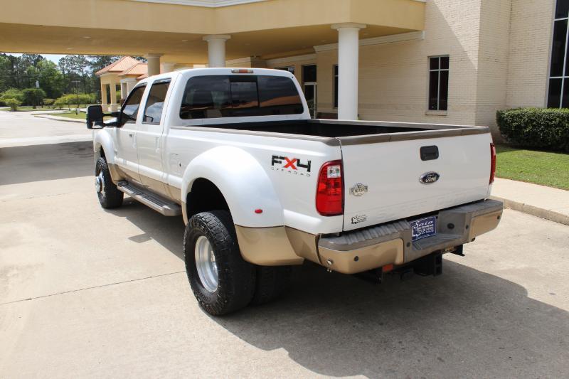 Ford F-450 SD King Ranch Crew Cab DRW 4WD 2011