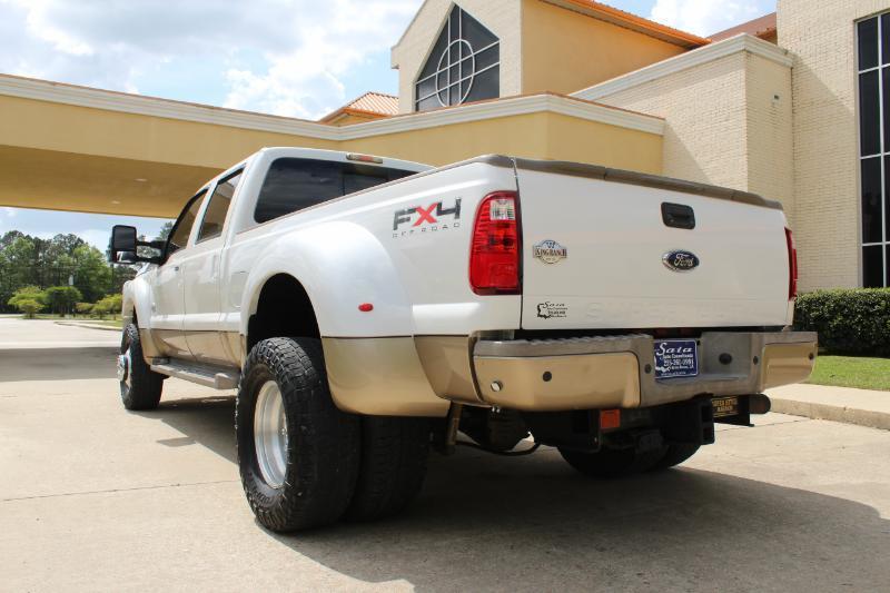 Ford F-450 SD King Ranch Crew Cab DRW 4WD 2011