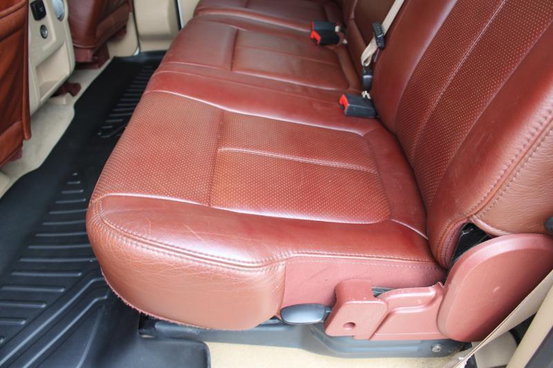 Ford F-450 SD King Ranch Crew Cab DRW 4WD 2011
