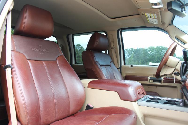 Ford F-450 SD King Ranch Crew Cab DRW 4WD 2011