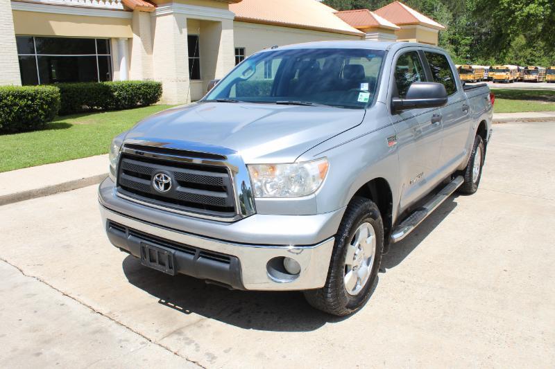 Toyota Tundra 4WD SR5 CrewMax 5.5' Bed (Natl) 2012