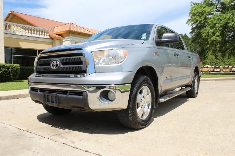 Toyota Tundra 4WD SR5 CrewMax 5.5' Bed (Natl) 2012